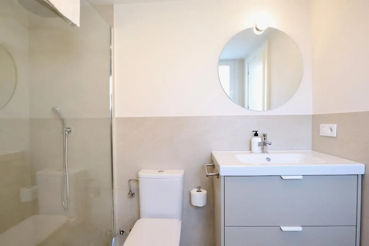 Notel Club - Cuesta Loft Santander Apartment