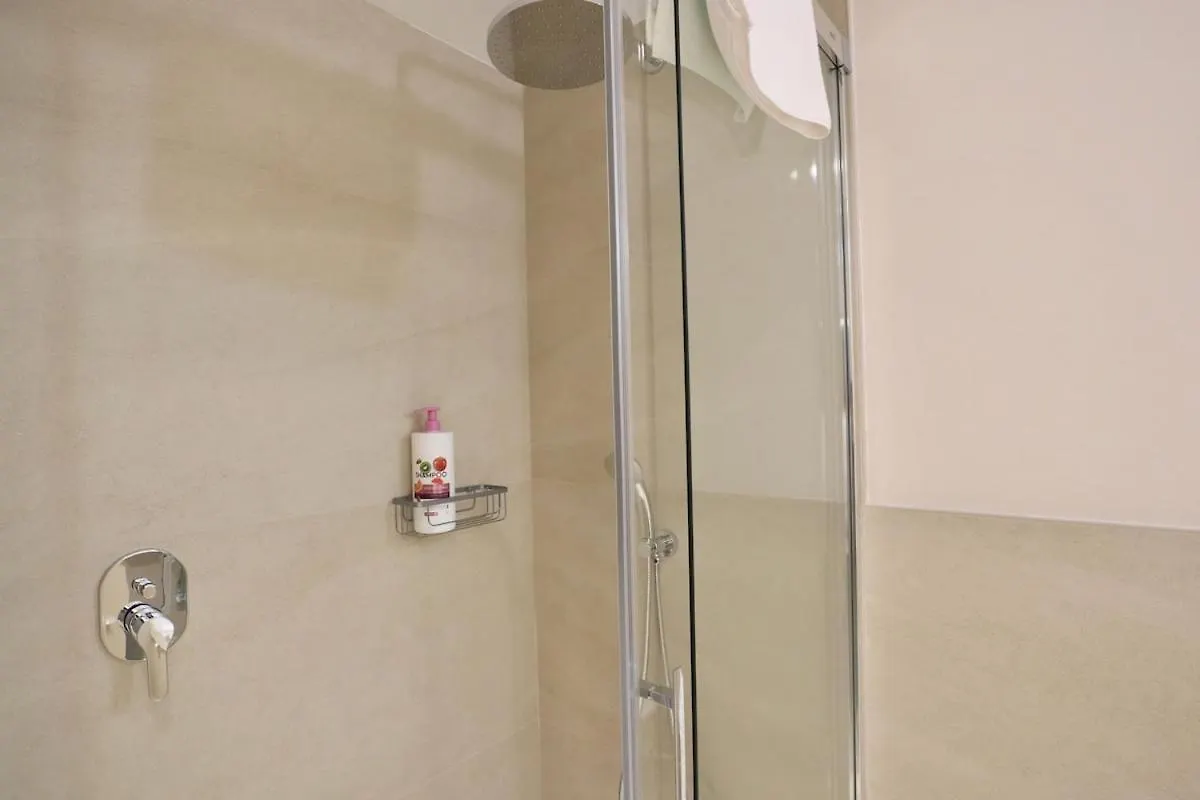 Notel Club - Cuesta Loft Santander Spain