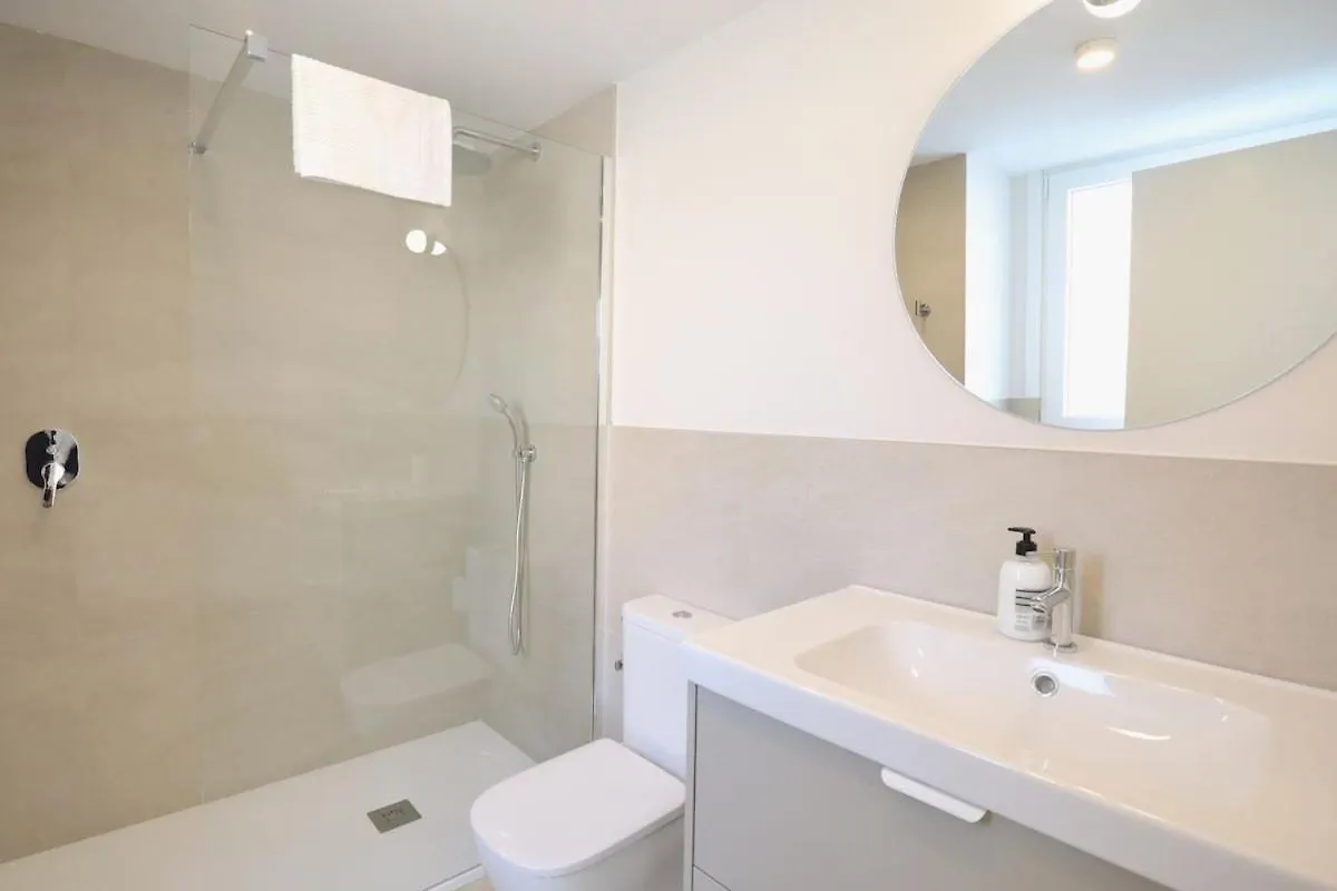 Notel Club - Cuesta Loft Santander